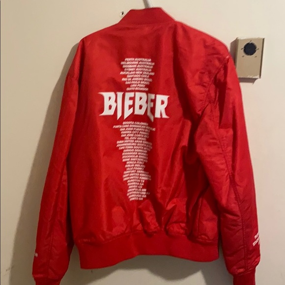 Bieber world tour jacket - Picture 2 of 3